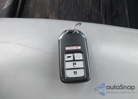 2017 Honda Pilot Touring from USA, damaged, VIN 5FNYF6H99HB093136